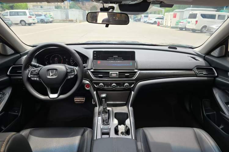 Used Honda Accord 2022 260TURBO Phantom Night · Prestige Edition Interior 4