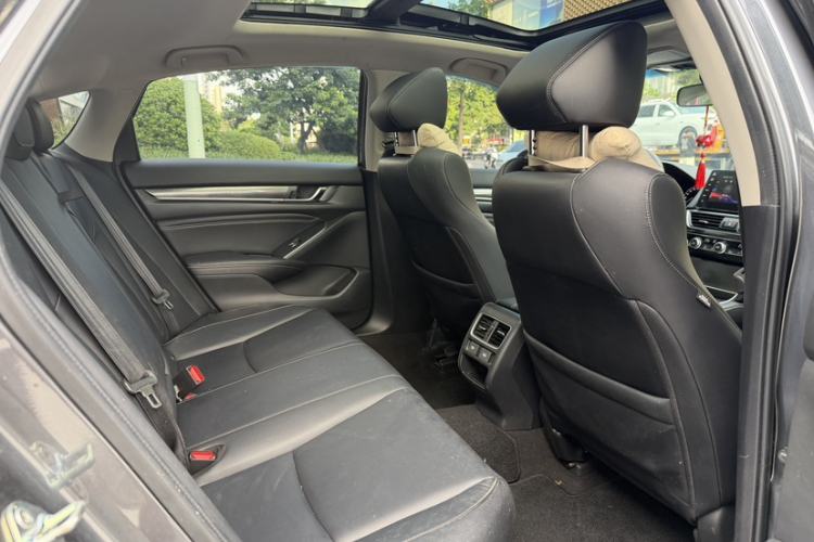 Used Honda Accord 2022 260TURBO Phantom Night · Prestige Edition Interior 5