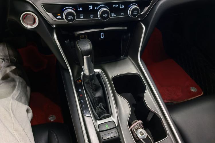 Used Honda Accord 2022 260TURBO Luxury Edition Interior 7