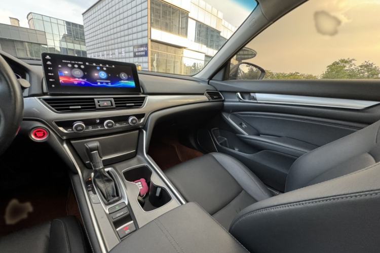 Used Honda Accord 2022 260TURBO Luxury Edition Interior 8
