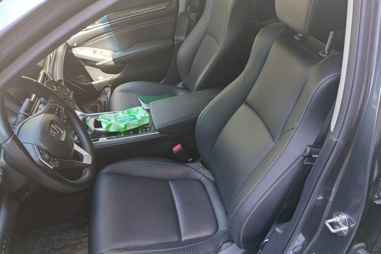 Used Honda Accord 2022 260TURBO Phantom Night · Prestige Edition Left Front Seat