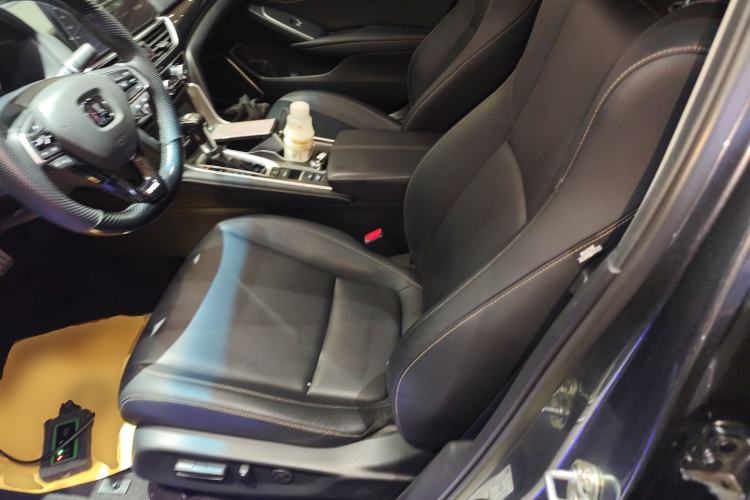 Used Honda Accord 2022 260TURBO Phantom Night · Prestige Edition Left Front Seat