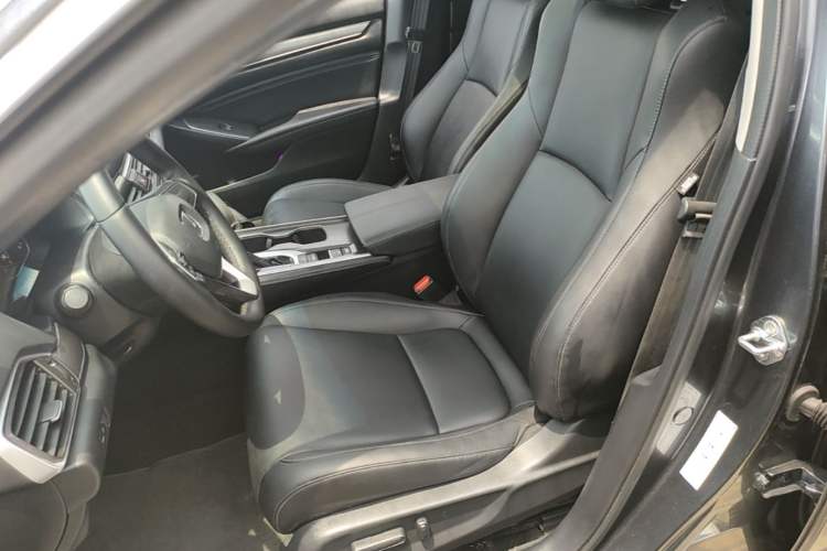 Used Honda Accord 2022 260TURBO Luxury Edition Left Front Seat