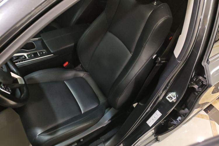 Used Honda Accord 2022 260TURBO Luxury Edition Left Front Seat