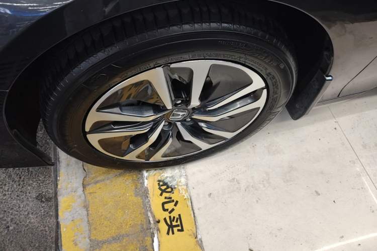 Used Honda Accord 2022 Xing·Hybrid 2.0L Xingling Version Left Front Wheel Hub