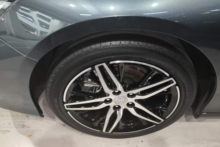 Used Honda Accord 2022 Xing·Hybrid 2.0L Phantom Night·Sharp Intelligence Edition Left Front Wheel Hub