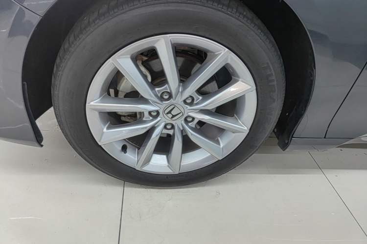 Used Honda Accord 2022 260TURBO Luxury Edition Left Front Wheel Hub