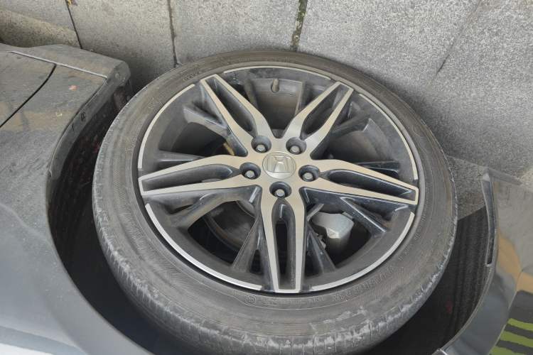 Used Honda Accord 2022 260TURBO Phantom Night · Prestige Edition Left Front Wheel Hub