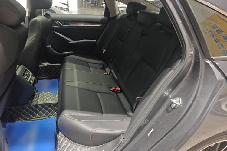 Used Honda Accord 2022 260TURBO Phantom Night · Prestige Edition Left Rear Seat