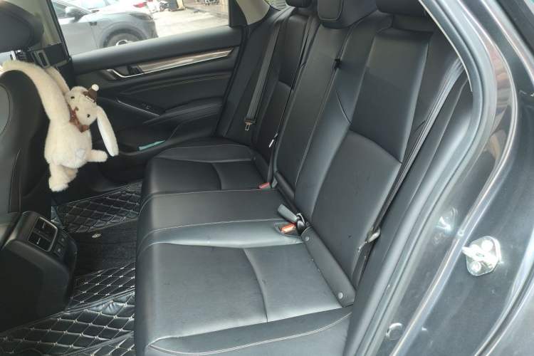 Used Honda Accord 2022 260TURBO Phantom Night · Prestige Edition Left Rear Seat