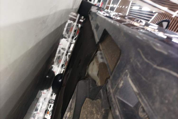 Used Honda Accord 2022 260TURBO Phantom Night · Prestige Edition Left Side Sill