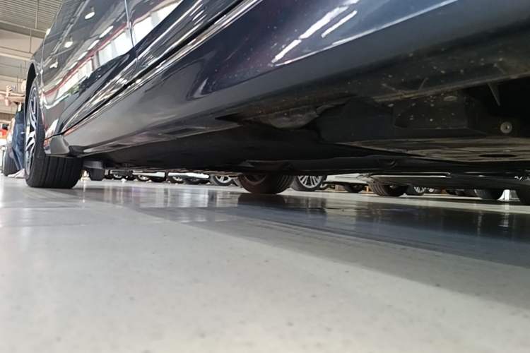 Used Honda Accord 2022 260TURBO Phantom Night · Prestige Edition Left Side Sill