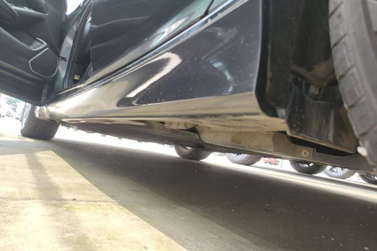 Used Honda Accord 2022 260TURBO Luxury Edition Left Side Sill