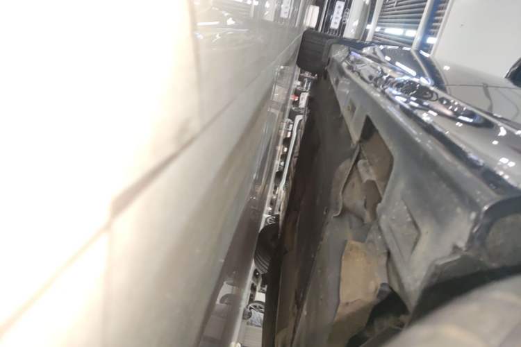 Used Honda Accord 2022 260TURBO Phantom Night · Prestige Edition Left Side Sill