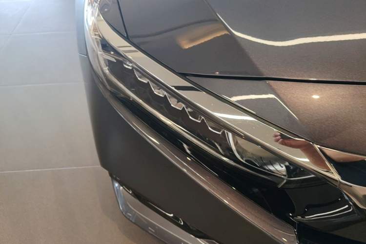 Used Honda Accord 2022 260TURBO Luxury Edition Right Front Headlight
