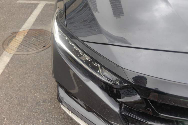 Used Honda Accord 2022 260TURBO Luxury Edition Right Front Headlight