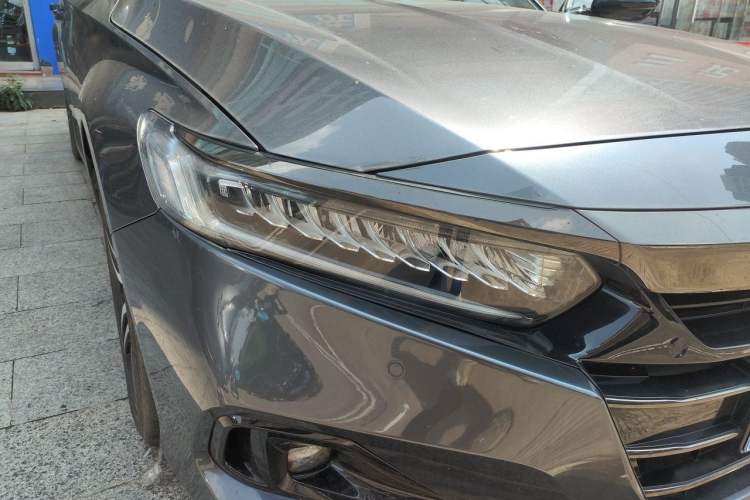 Used Honda Accord 2022 260TURBO Phantom Night · Prestige Edition Right Front Headlight