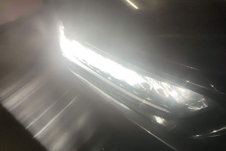 Used Honda Accord 2022 260TURBO Phantom Night · Prestige Edition Right Front Headlight