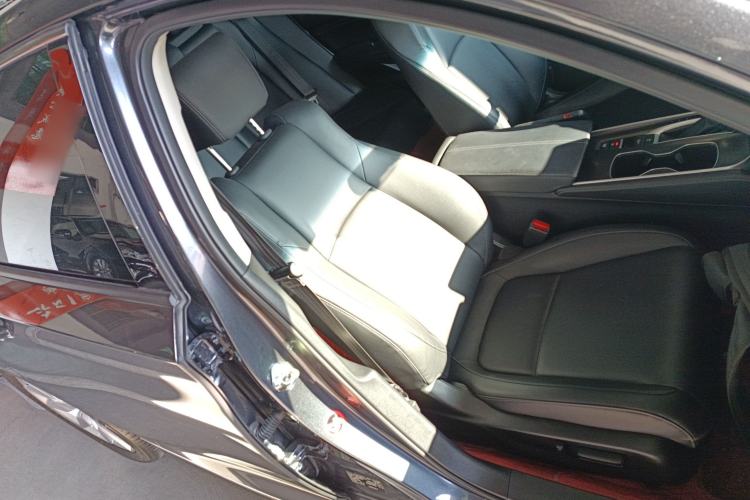Used Honda Accord 2022 260TURBO Luxury Edition Right Front Seat
