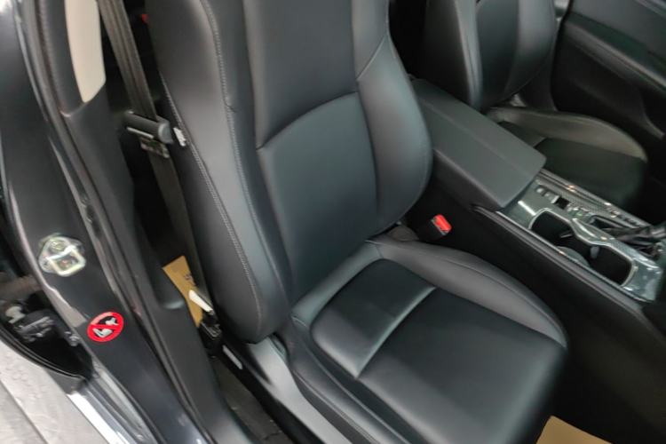 Used Honda Accord 2022 260TURBO Luxury Edition Right Front Seat