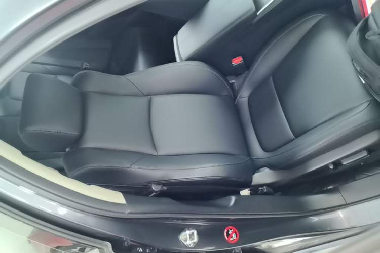 Used Honda Accord 2022 260TURBO Luxury Edition Right Front Seat