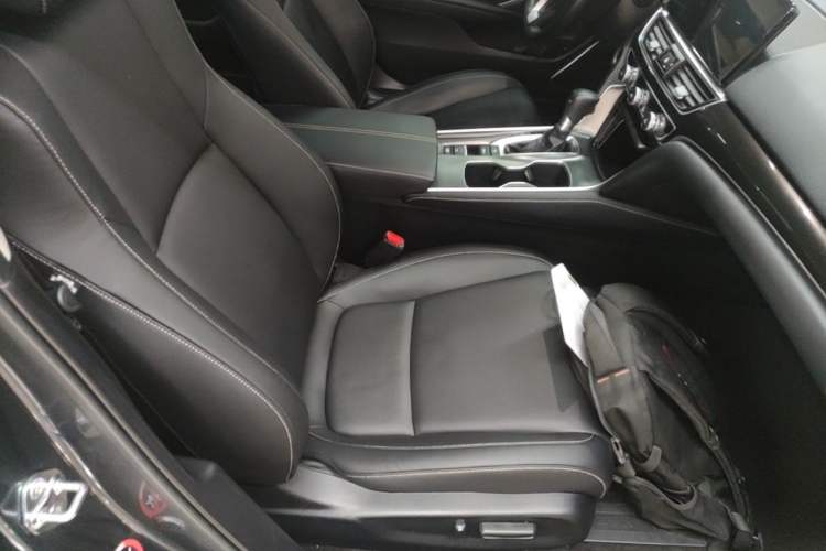 Used Honda Accord 2022 260TURBO Phantom Night · Prestige Edition Right Front Seat