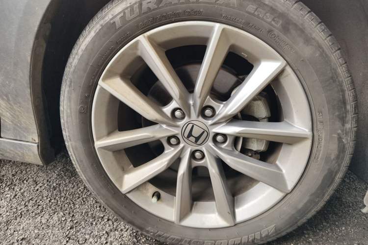 Used Honda Accord 2022 260TURBO Luxury Edition Right Front Wheel Hub
