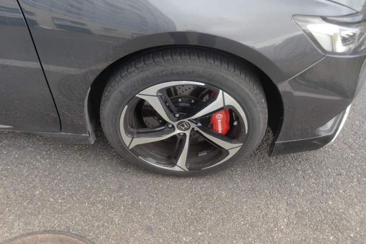 Used Honda Accord 2022 260TURBO Luxury Edition Right Front Wheel Hub