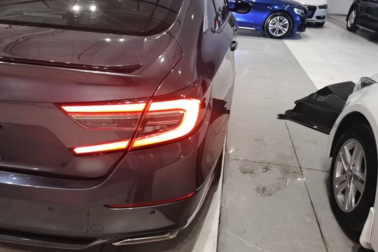 Used Honda Accord 2022 260TURBO Phantom Night · Prestige Edition Right Rear Taillight
