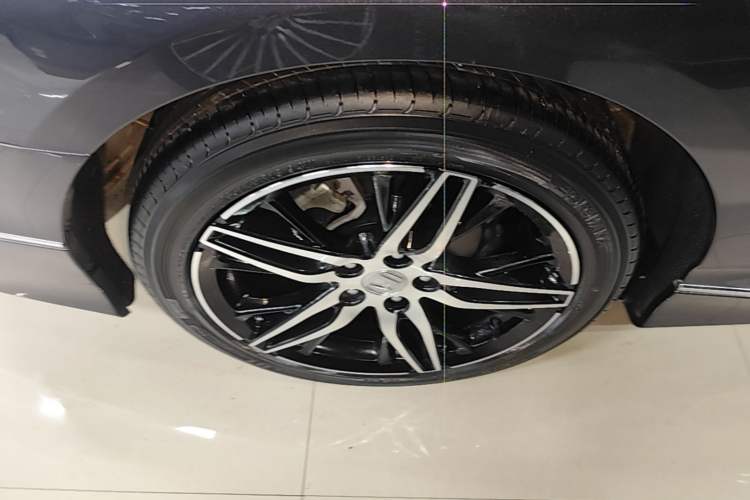 Used Honda Accord 2022 260TURBO Phantom Night · Prestige Edition Right Rear Wheel Hub