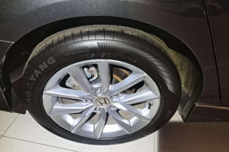 Used Honda Accord 2022 260TURBO Luxury Edition Right Rear Wheel Hub