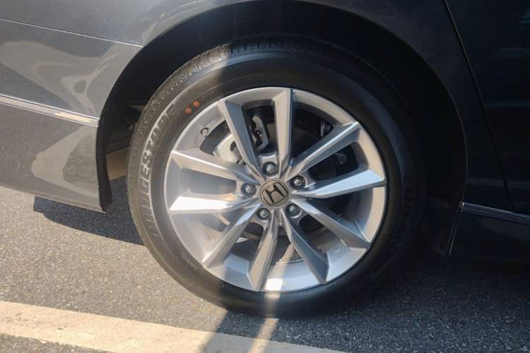 Used Honda Accord 2022 260TURBO Luxury Edition Right Rear Wheel Hub