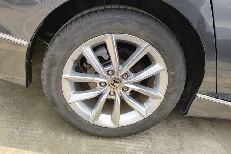 Used Honda Accord 2022 260TURBO Luxury Edition Right Rear Wheel Hub