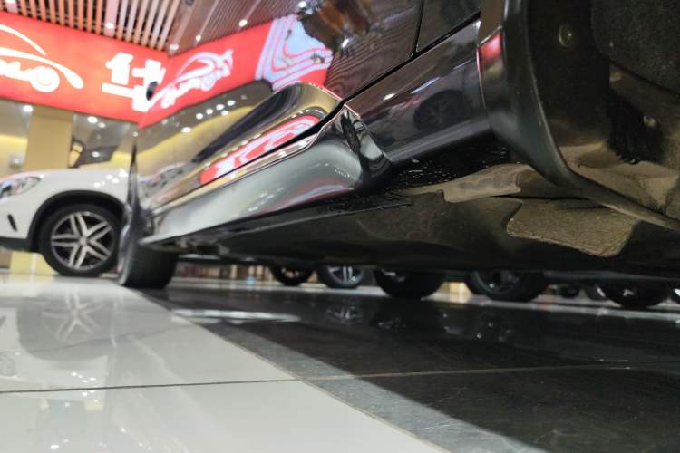 Used Honda Accord 2022 260TURBO Phantom Night · Prestige Edition Right Side Sill