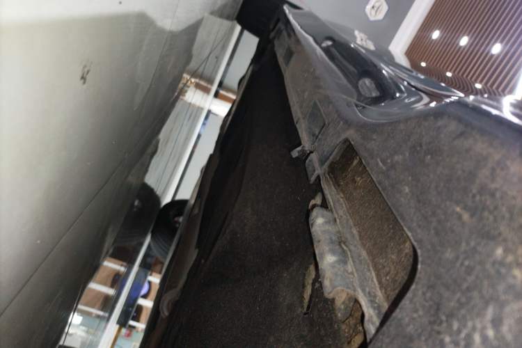 Used Honda Accord 2022 260TURBO Phantom Night · Prestige Edition Right Side Sill