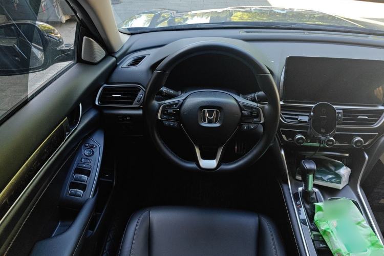 Used Honda Accord 2022 260TURBO Phantom Night · Prestige Edition Steering Wheel