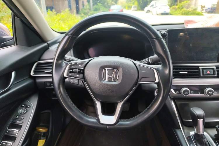 Used Honda Accord 2022 260TURBO Luxury Edition Steering Wheel
