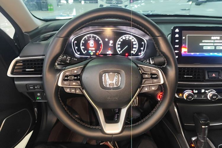 Used Honda Accord 2022 260TURBO Phantom Night · Prestige Edition Steering Wheel