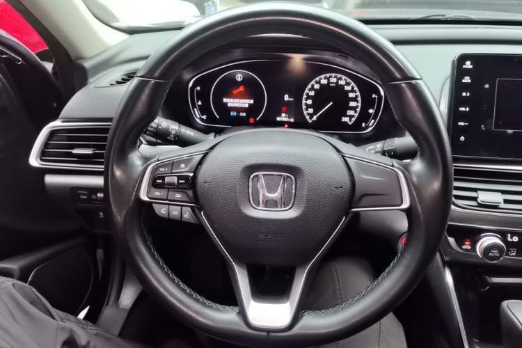 Used Honda Accord 2022 260TURBO Luxury Edition Steering Wheel