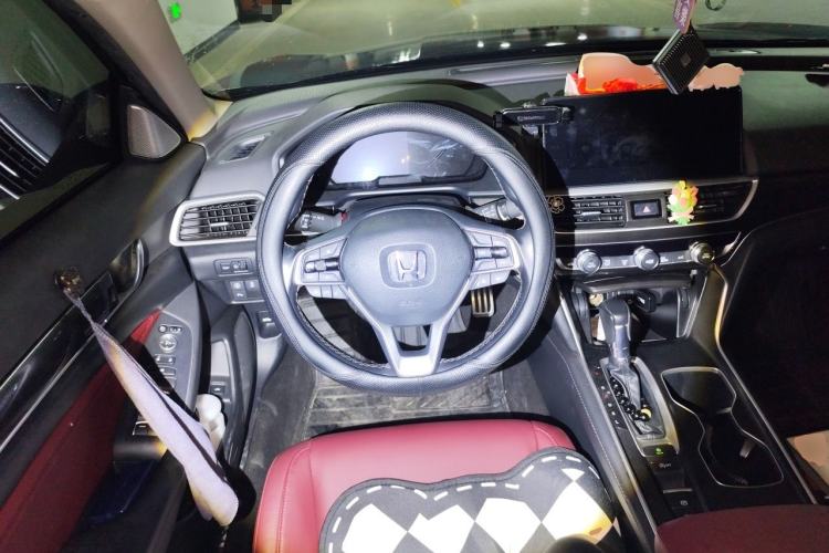 Used Honda Accord 2022 260TURBO Phantom Night · Prestige Edition Steering Wheel