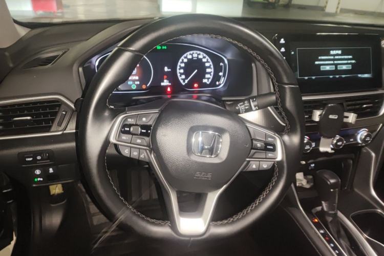 Used Honda Accord 2022 260TURBO Phantom Night · Prestige Edition Steering Wheel