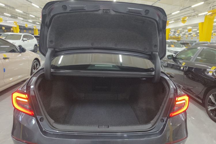 Used Honda Accord 2022 260TURBO Phantom Night · Prestige Edition Trunk