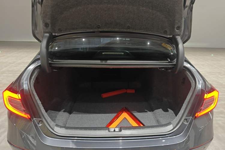 Used Honda Accord 2022 260TURBO Phantom Night · Prestige Edition Trunk