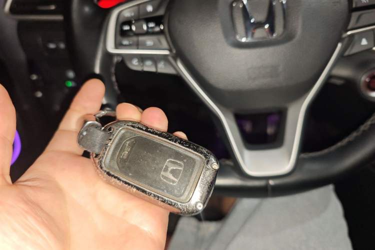 Used Honda Accord 2022 260TURBO Phantom Night · Prestige Edition Vehicle Key