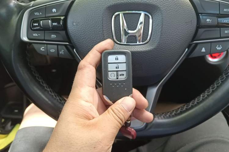 Used Honda Accord 2022 260TURBO Phantom Night · Prestige Edition Vehicle Key