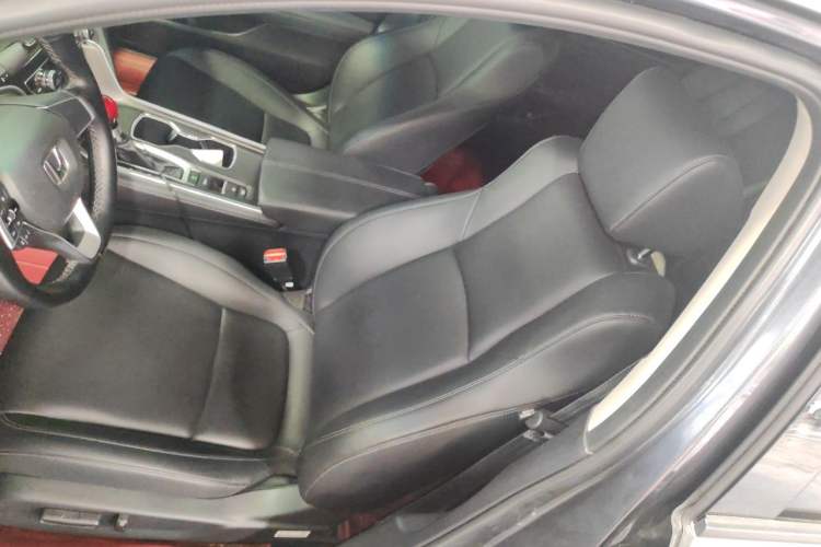 Used Honda Accord 2022 260TURBO Luxury Edition Left Front Seat