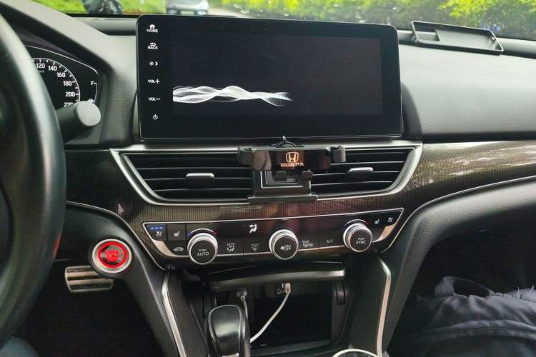 Used Honda Accord 2022 260TURBO Phantom Night Flagship Edition Audio And AC Panel