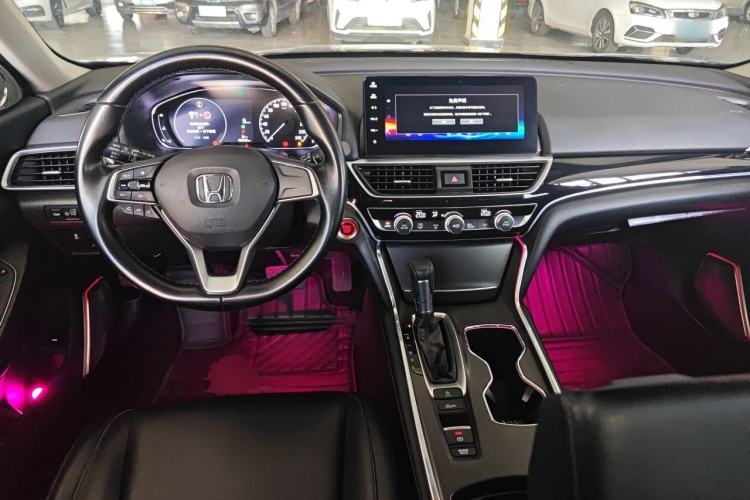 Used Honda Accord 2022 260TURBO Luxury Edition Center Console