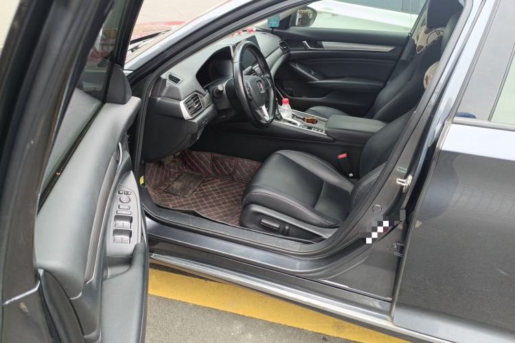 Used Honda Accord 2022 260TURBO Luxury Edition Driver Seat