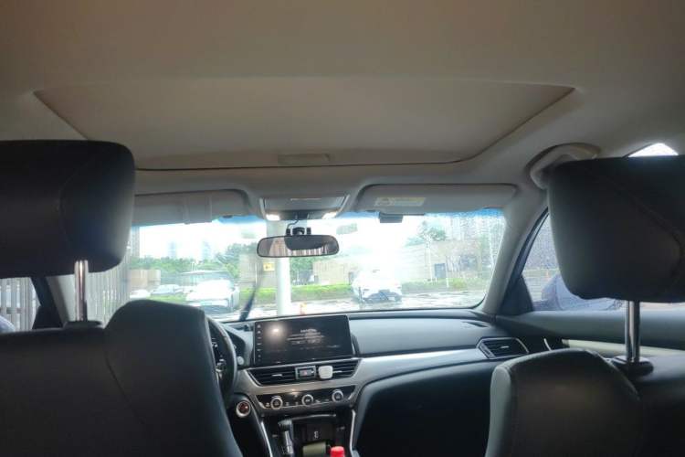 Used Honda Accord 2022 260TURBO Luxury Edition Headliner